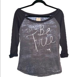 🌲 American eagle off shoulder baseball